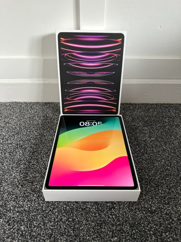 Apple 2022 iPad Pro, 12.9", M2 Chip, 6th Gen, 128GB - Image 7