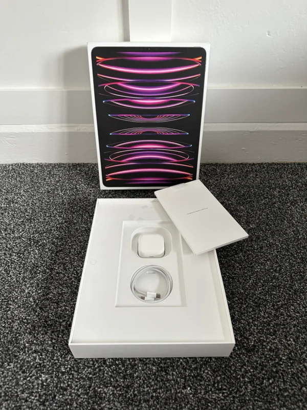 Apple 2022 iPad Pro, 12.9", M2 Chip, 6th Gen, 128GB - Image 5